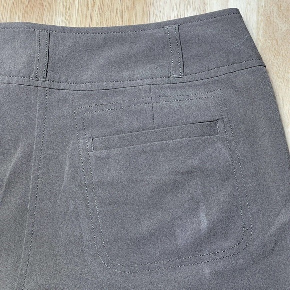 Chicos Cargo Convertible Pants Womens 1.5 Green Hiking Outdoor Roll Tab Capri - Picture 11 of 14